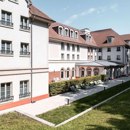 Mercure Меінтенон Екстер'єр фото