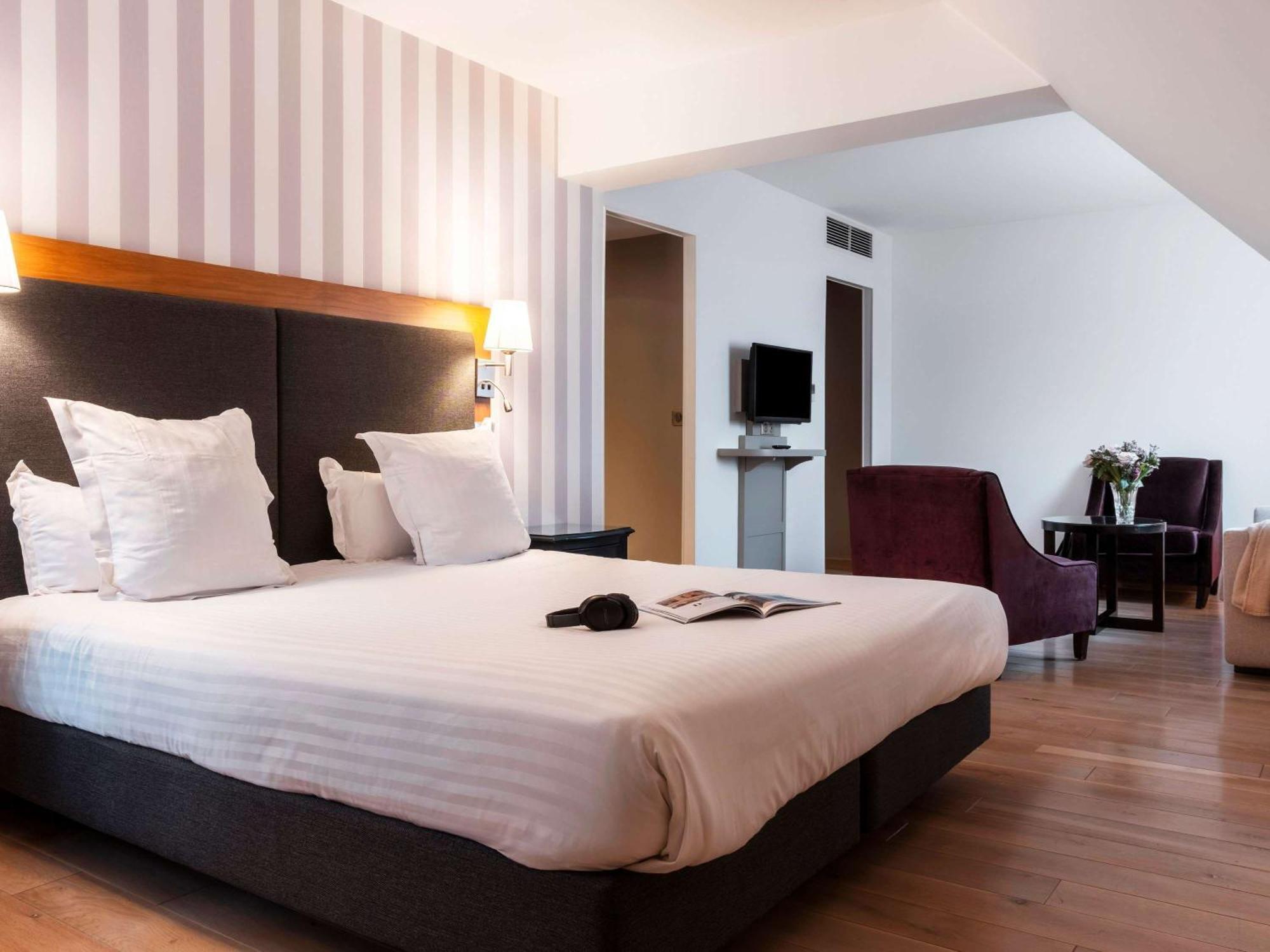 Mercure Меінтенон Екстер'єр фото