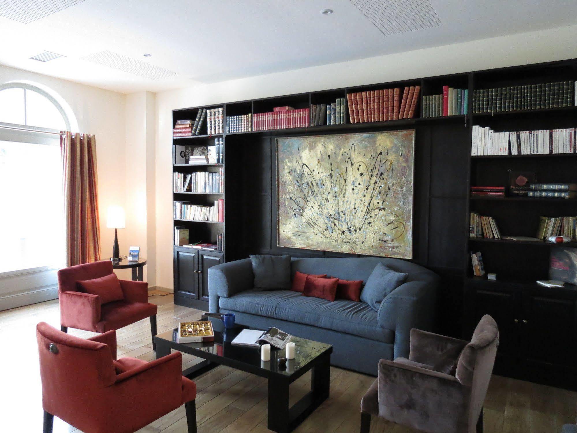 Mercure Меінтенон Екстер'єр фото